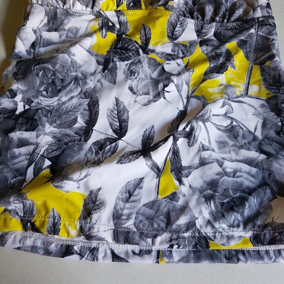 Swimwear Tank Top Bathing Suit Size Small - Picture 3 of 4